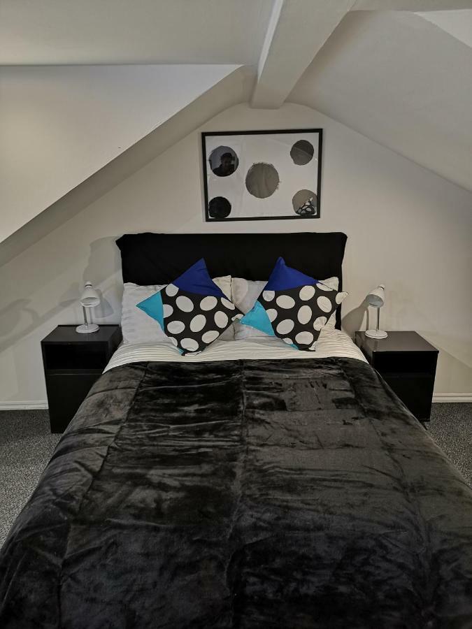 Havering 3*